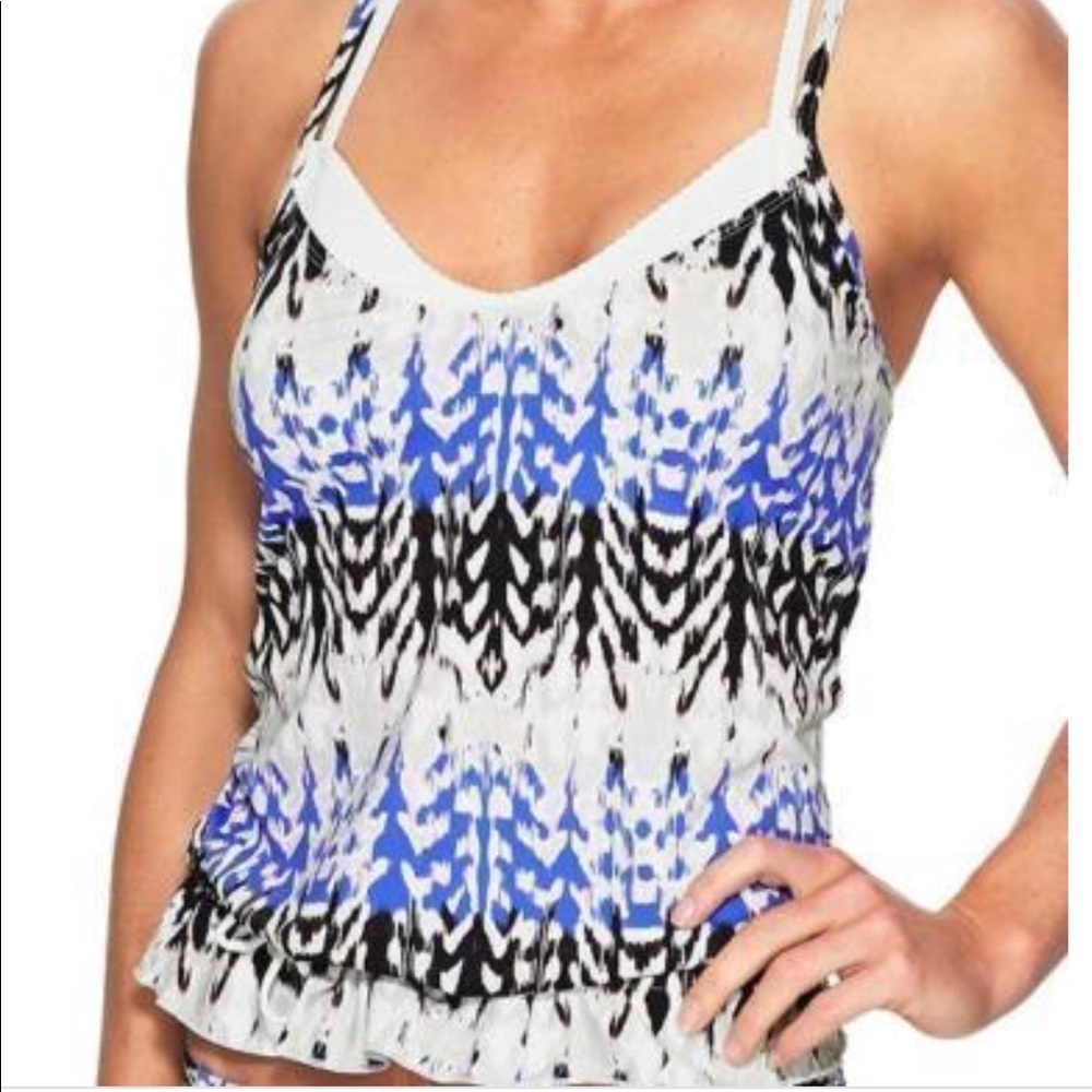 ATHLETA Kampala women’s swim top XXS